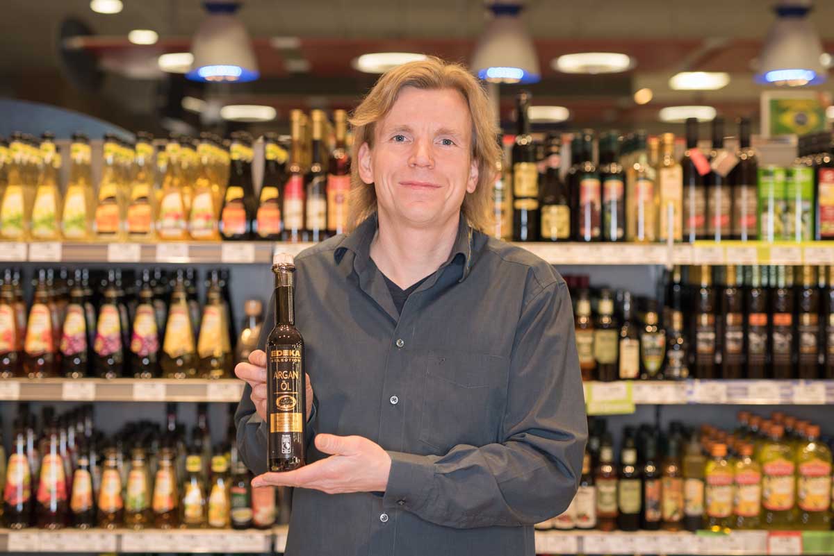 EDEKA Kuhn Berufskleidung | Team - EDEKA Kuhn Ölabteilung EDEKA Kuhn Berufskleidung | Team - EDEKA Kuhn Ölabteilung